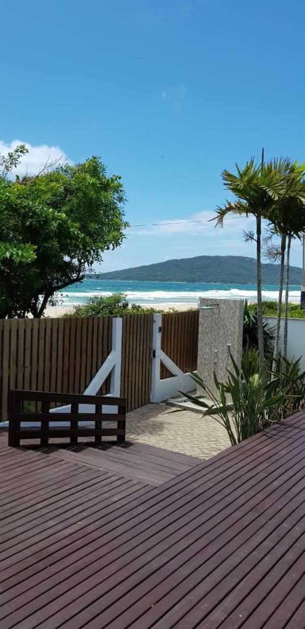 Apartamento Ilha Dos Patos Ingleses Na Beira Do Mar Флорианополис Экстерьер фото